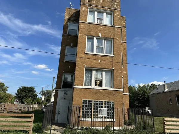 $1,750 | 1307 South Lawndale Avenue, Unit 2, Chicago, IL 60623