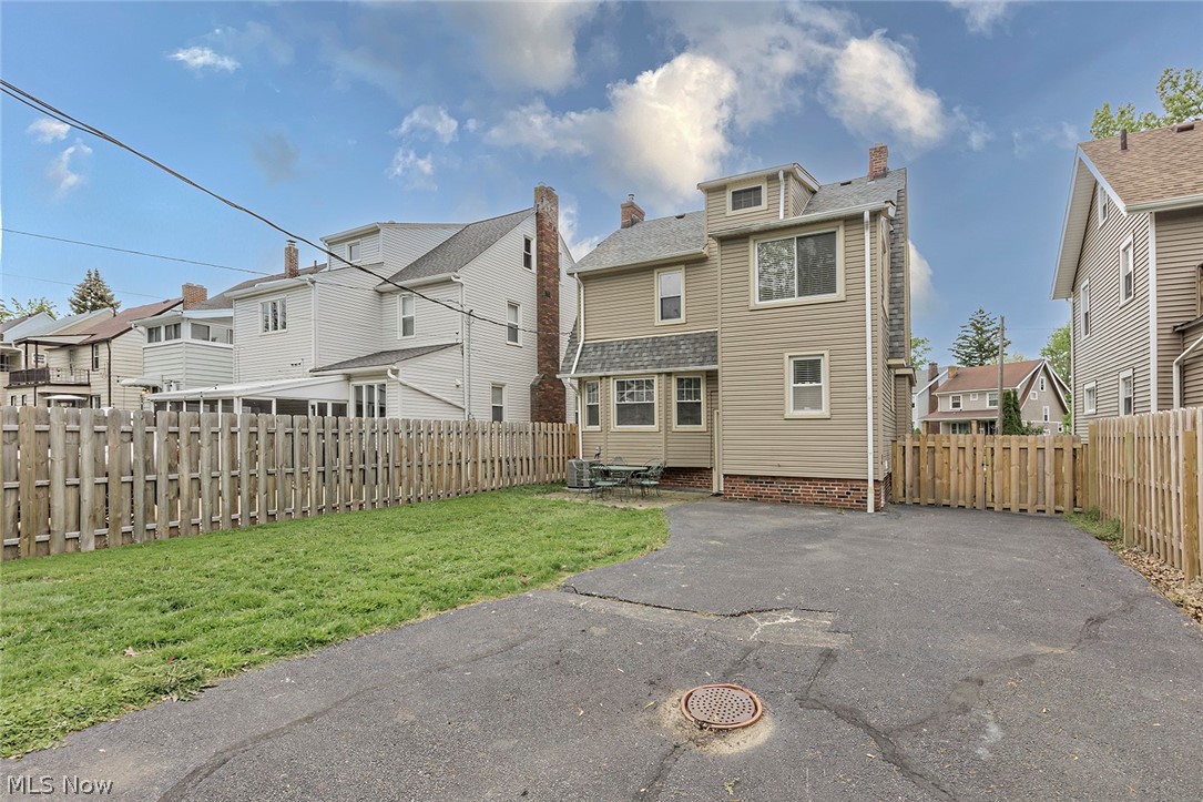 3521 Silsby Road Cleveland, OH 44118 - Photo 17 of 21 Gallery Image 17