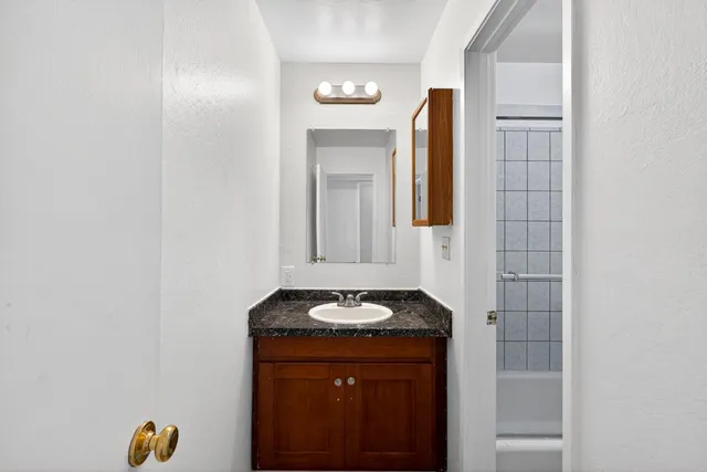 $515,000 | 294 Tradewinds Drive, Unit 4, San Jose, CA 95123