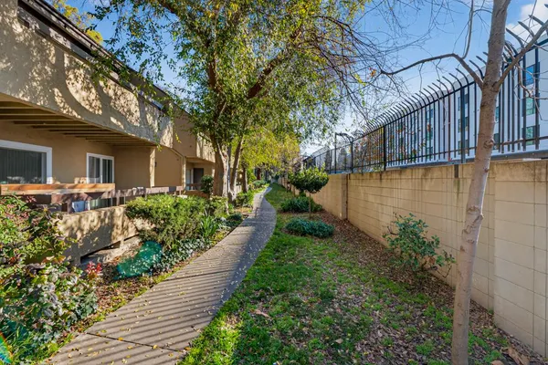 $499,000 | 294 Tradewinds Drive, Unit 4, San Jose, CA 95123