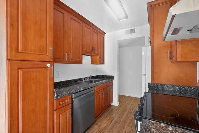 $515,000 | 294 Tradewinds Drive, Unit 4, San Jose, CA 95123