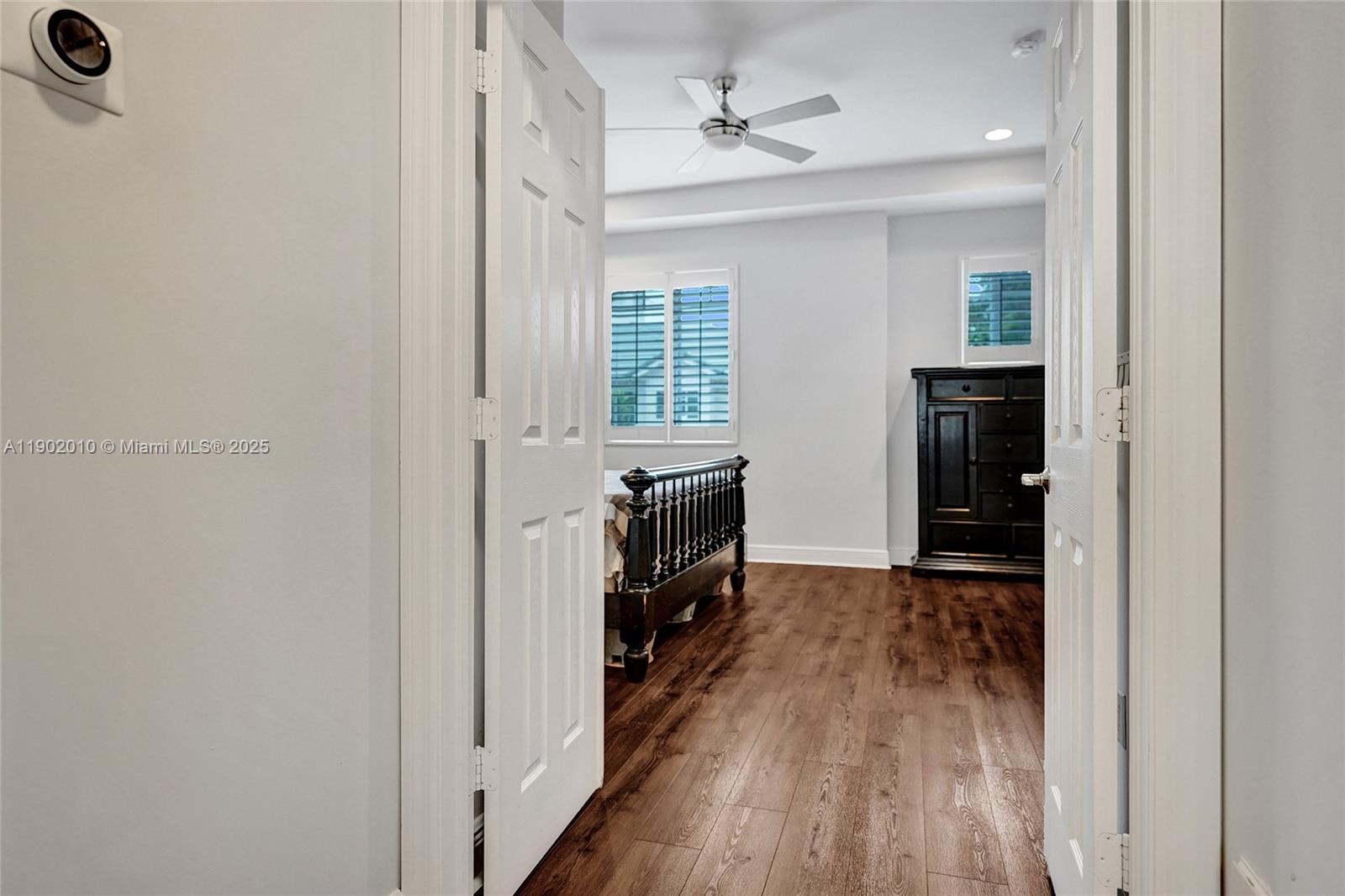 518 North Federal Highway, Unit 14 Lake Worth, FL 33460 - Photo 25 of 54 a view of a livingroom with a fireplace