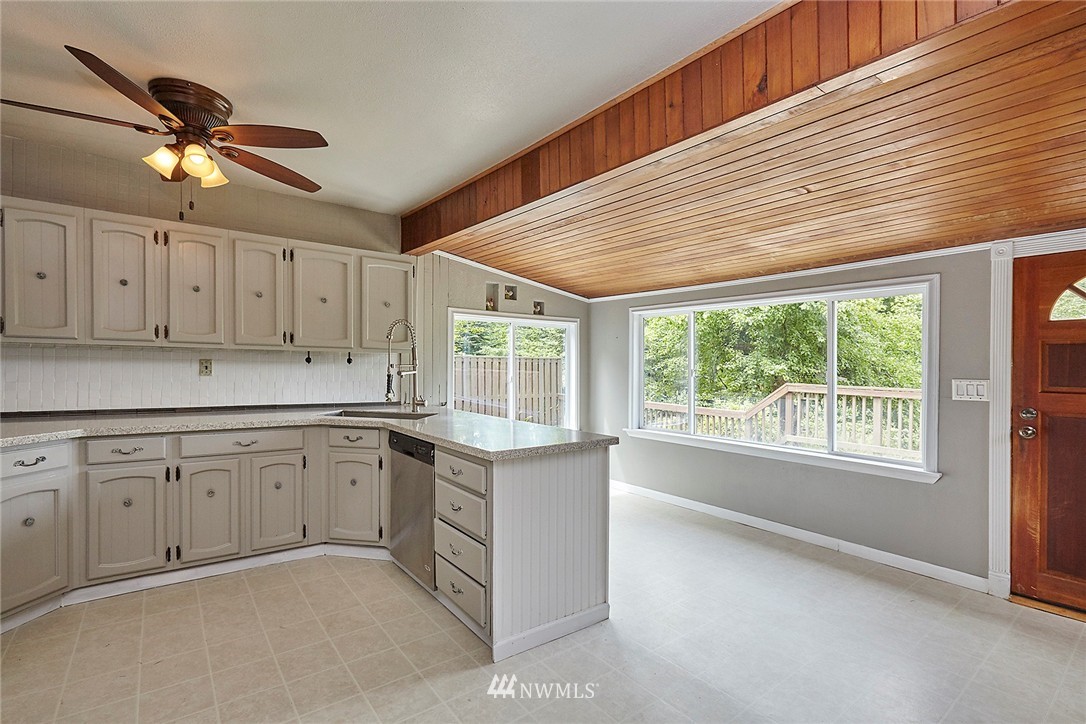 3454 Anderson Hill Road Southwest Port Orchard, WA 98367 - Photo 10 of 25 Gallery Image 10