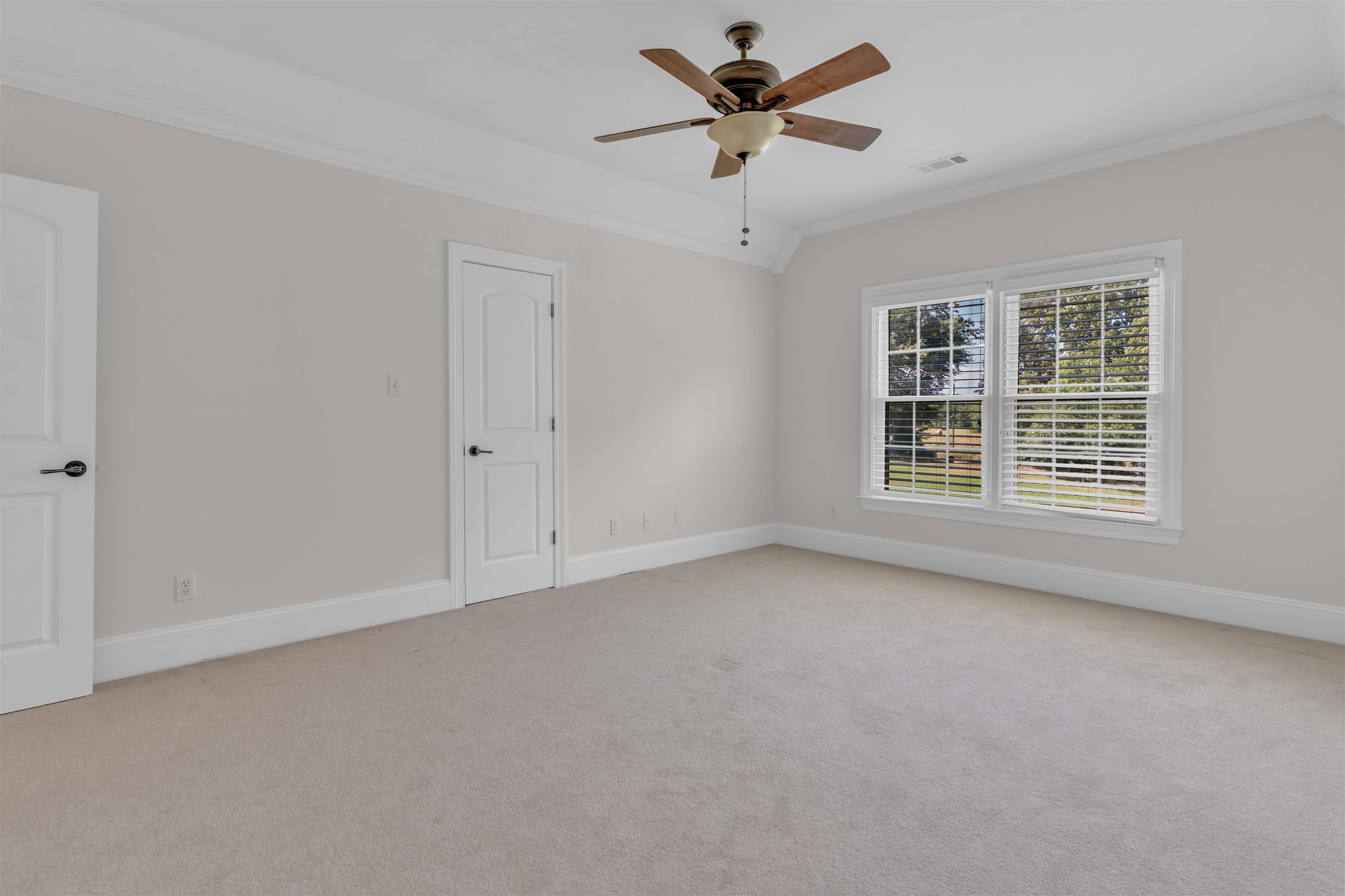 680 Highway 193 Collierville, TN 38017 - Photo 34 of 38 Empty room