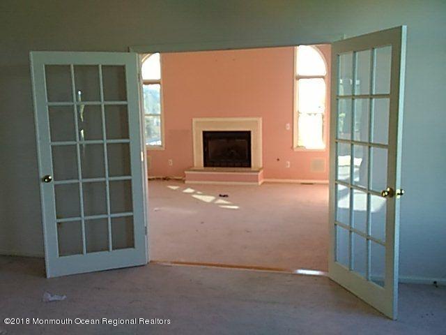 7 Lenn Road Allentown, NJ 08501 - Photo 3 of 37 unflagged_021
