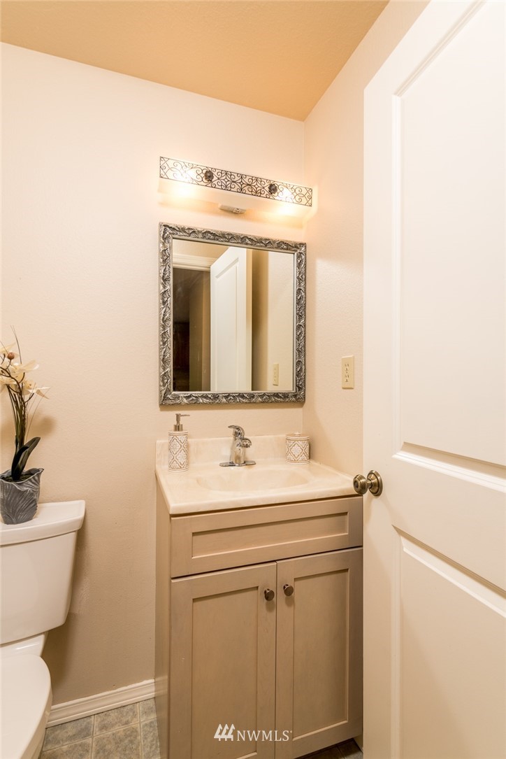 20926 46th Avenue Southeast Bothell, WA 98021 - Photo 15 of 24