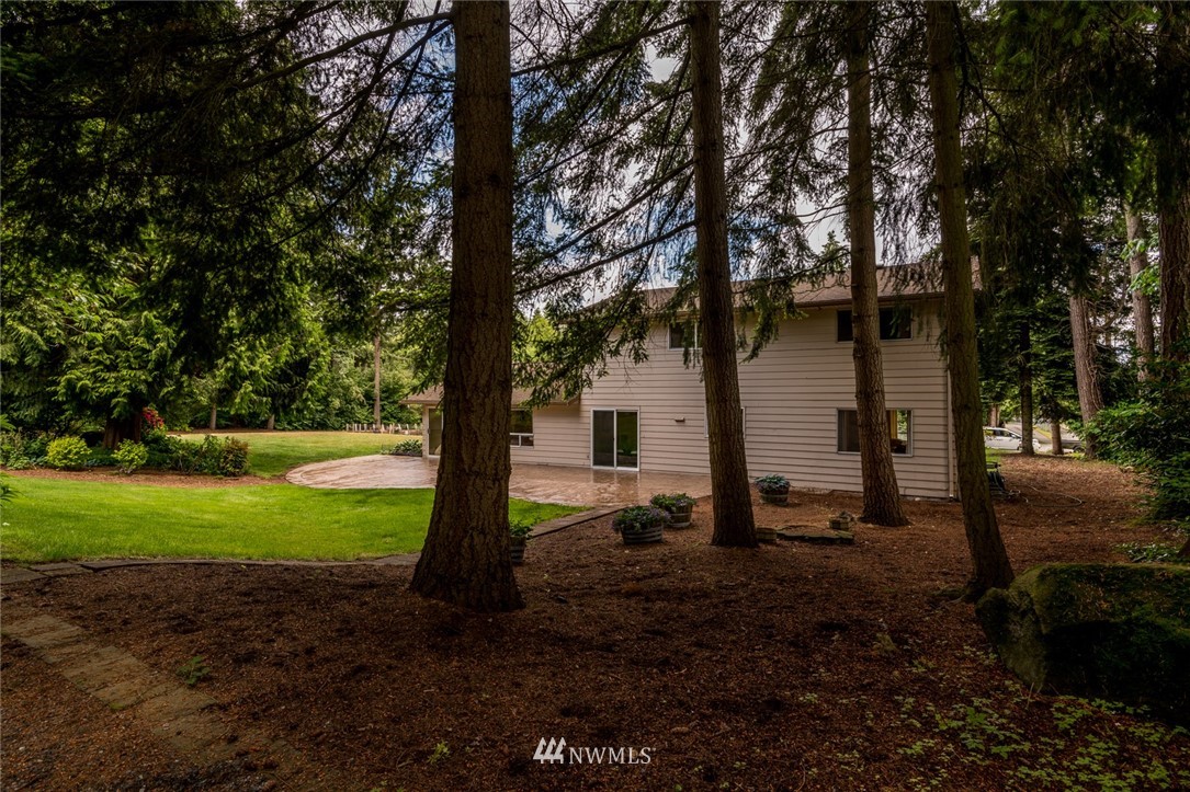 20926 46th Avenue Southeast Bothell, WA 98021 - Photo 19 of 24