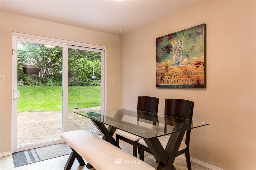 20926 46th Avenue Southeast Bothell, WA 98021 - Photo 4 of 24