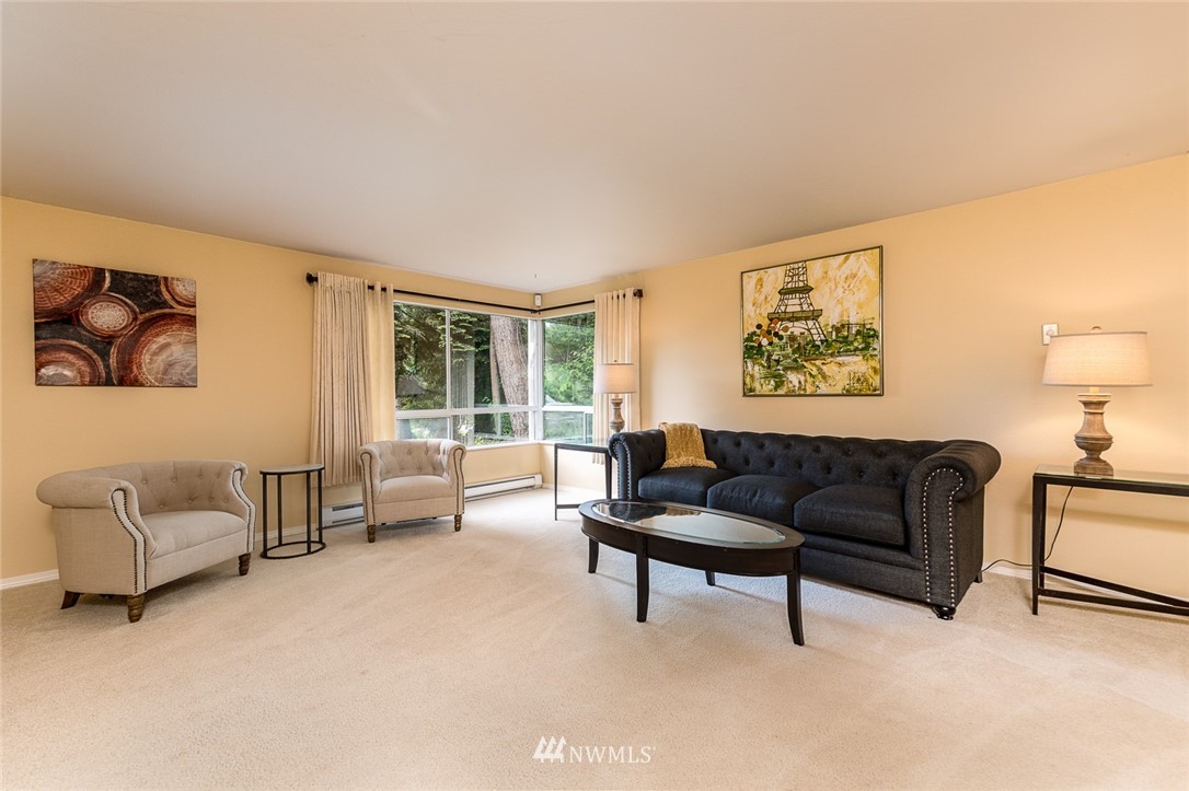 20926 46th Avenue Southeast Bothell, WA 98021 - Photo 8 of 24