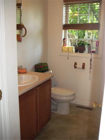 17 Monson Avenue Springfield, MA 01109 - Photo 12 of 15 Gallery Image 12