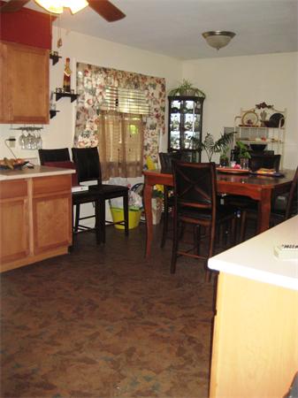 17 Monson Avenue Springfield, MA 01109 - Photo 4 of 15 Gallery Image 4