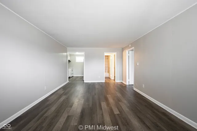 $949 | 7046 East US Highway 36, Unit 10, Avon, IN 46123