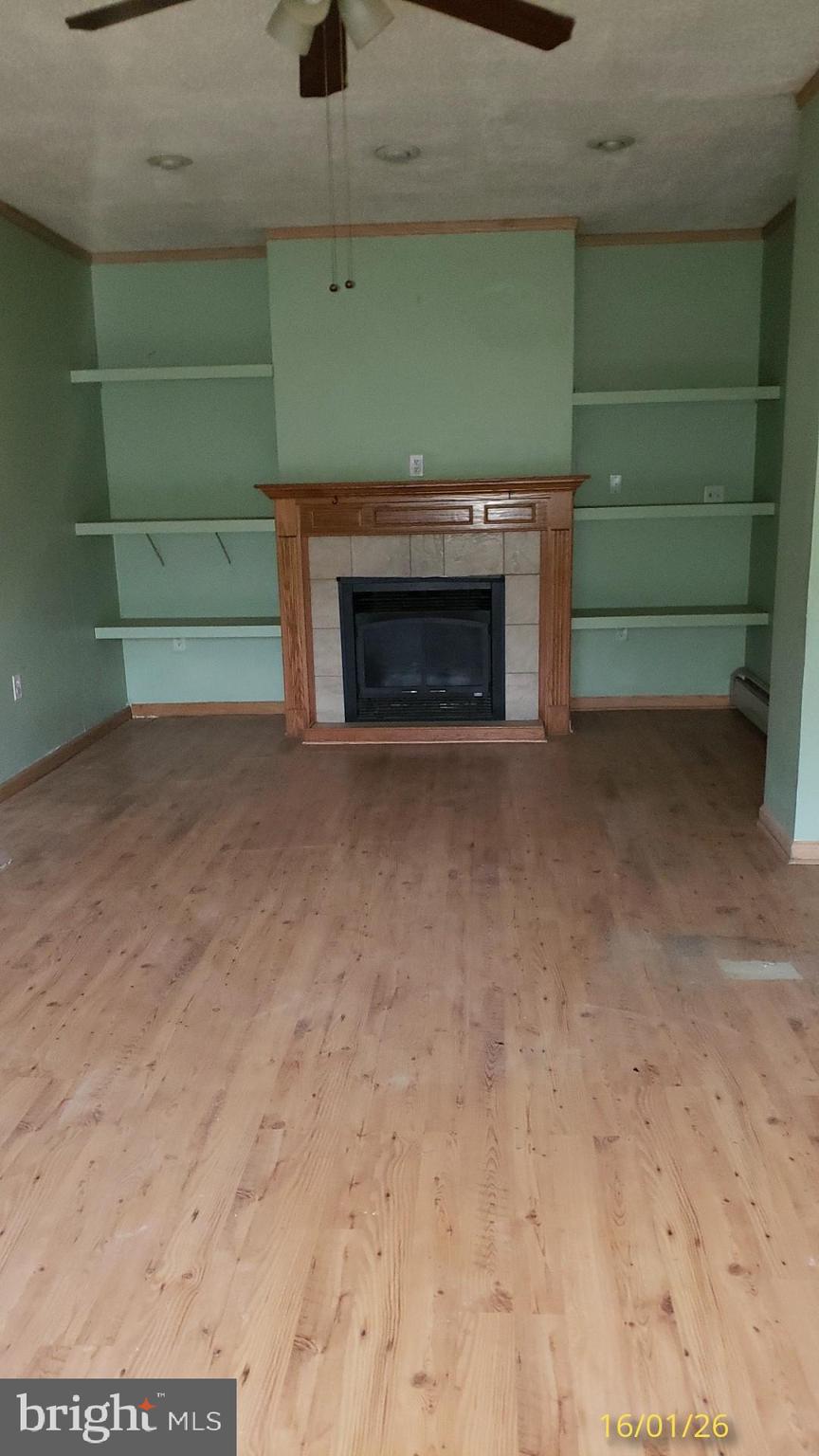 1899 Long Run Road Schuylkill Haven, PA 17972 - Photo 8 of 12 Living Room