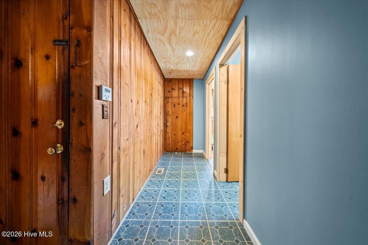 101 North Rockingham Street Robbins, NC 27325 - Photo 22 of 33 26-DSC02080