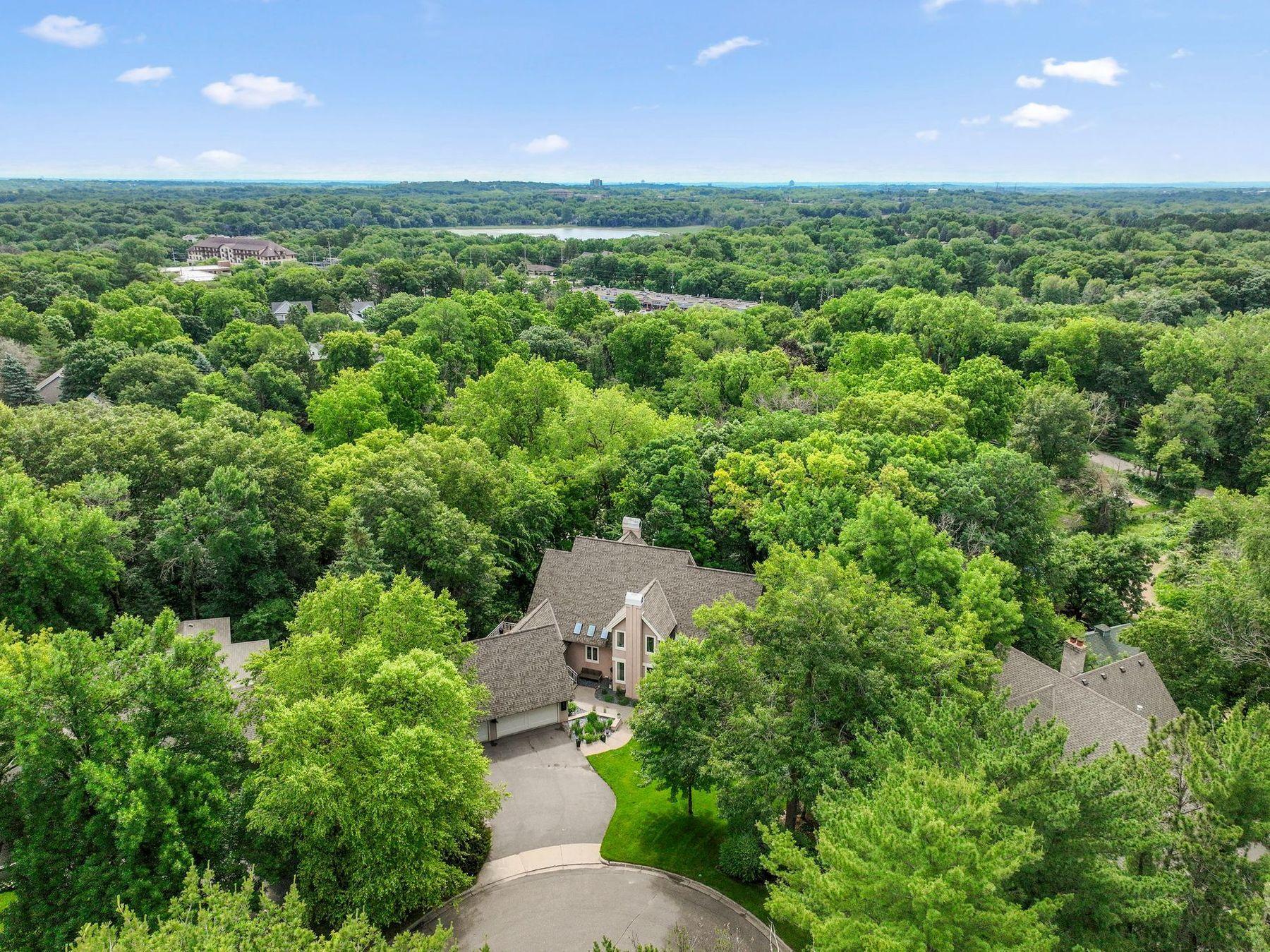 5429 Vining Point Road Minnetonka, MN 55345 - Photo 2 of 77
