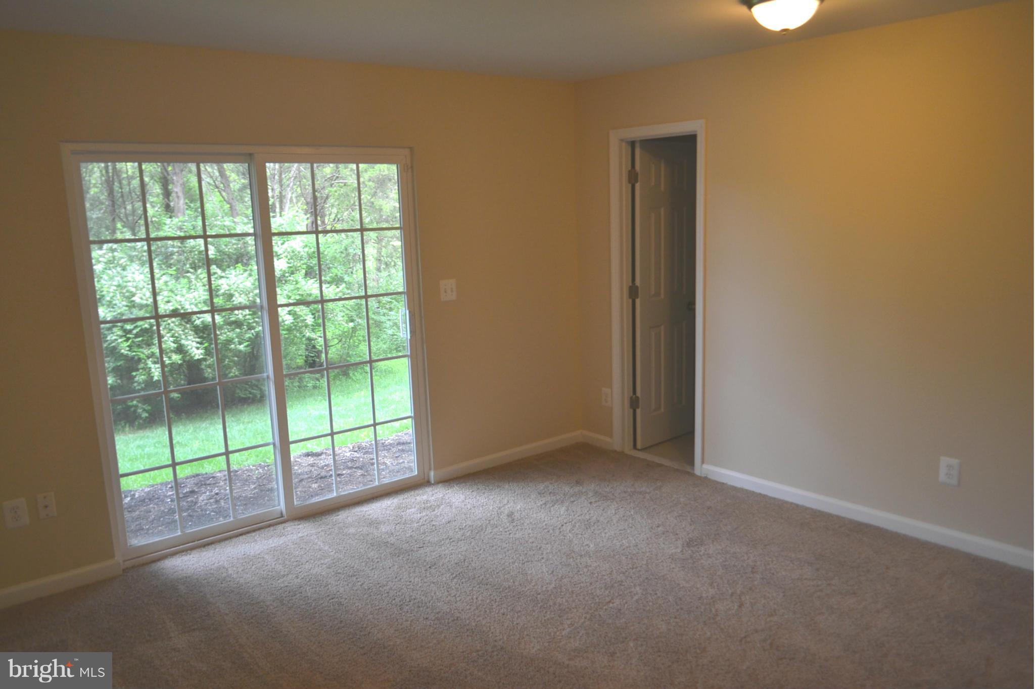 8324 Scotland Loop, Unit 30 Manassas, VA 20109 - Photo 4 of 19 Family Room