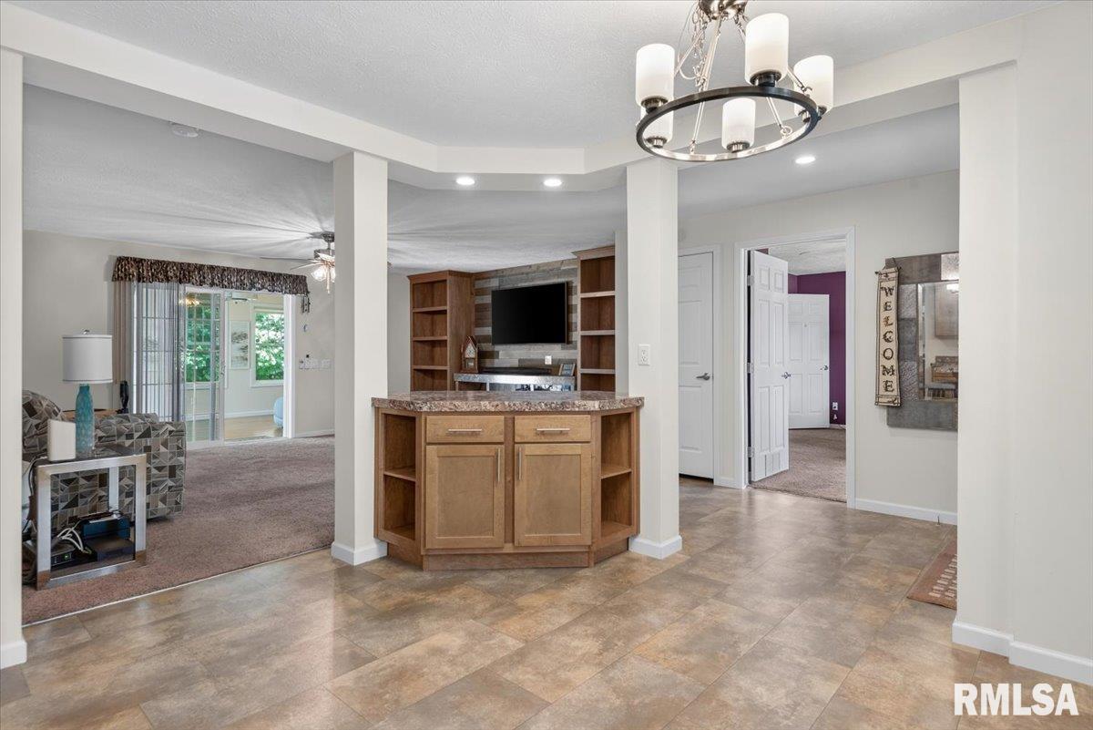 2800 Vía Rosso, Unit 631 Springfield, IL 62703 - Photo 15 of 39