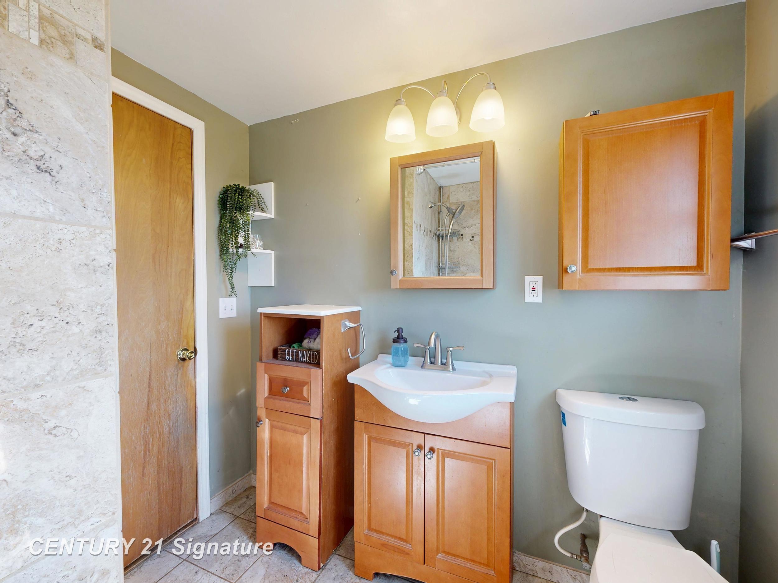 5940 E Road Saginaw, MI 48601 - Photo 25 of 28 50210424-fb815cab-706a-4ade-8334-d4441606bc55.JPG
