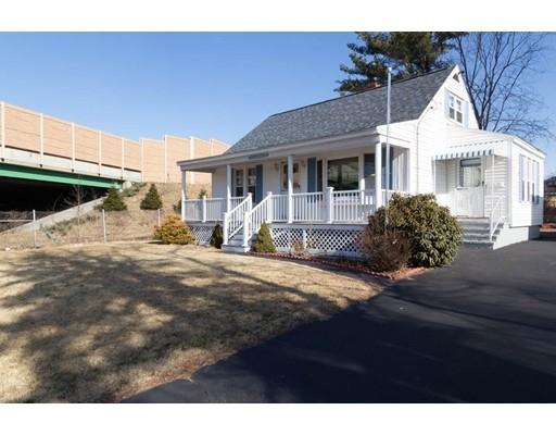 1073 Riverside Drive Methuen, MA 01844 - Photo 4 of 20 Gallery Image 4
