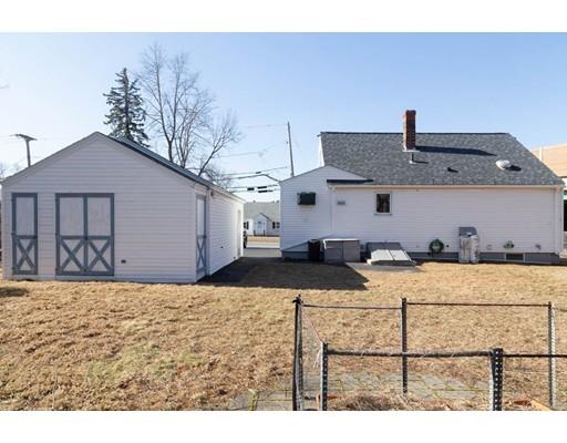 1073 Riverside Drive Methuen, MA 01844 - Photo 6 of 20 Gallery Image 6