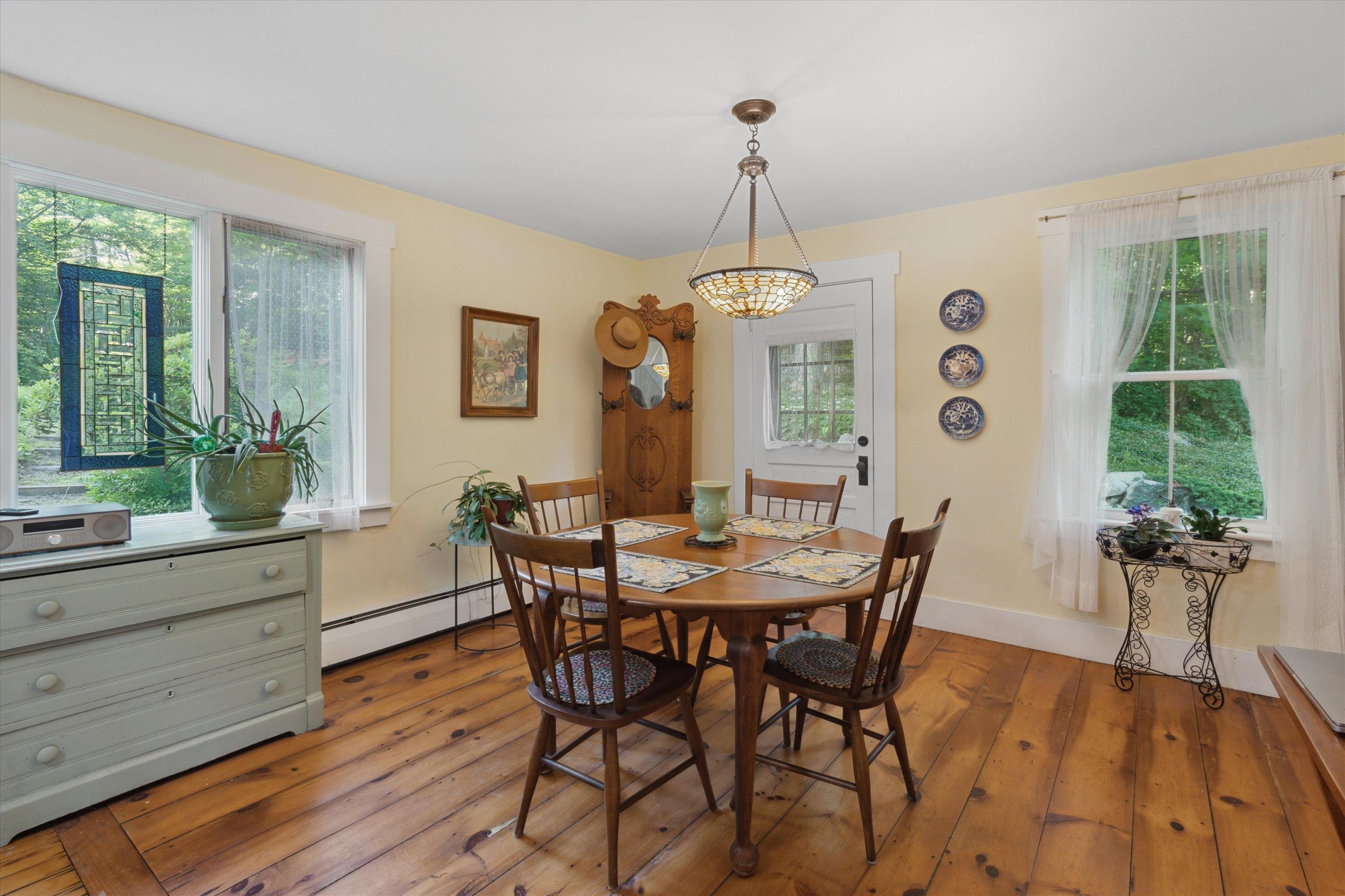 13 Grove Road Lyndeborough, NH 03082 - Photo 4 of 39