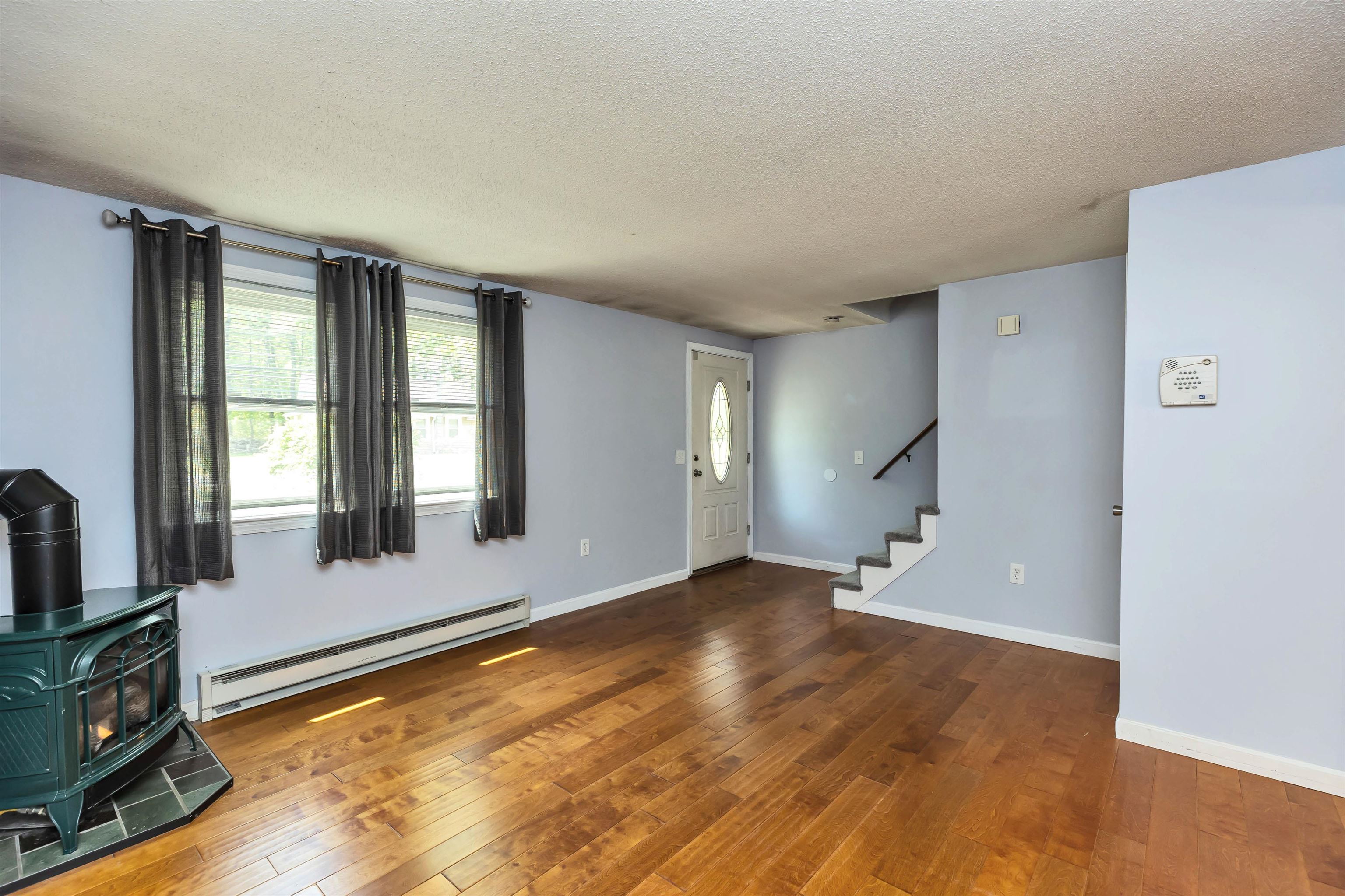 30 Merrimack Road, Unit 3 Milford, NH 03055 - Photo 11 of 31