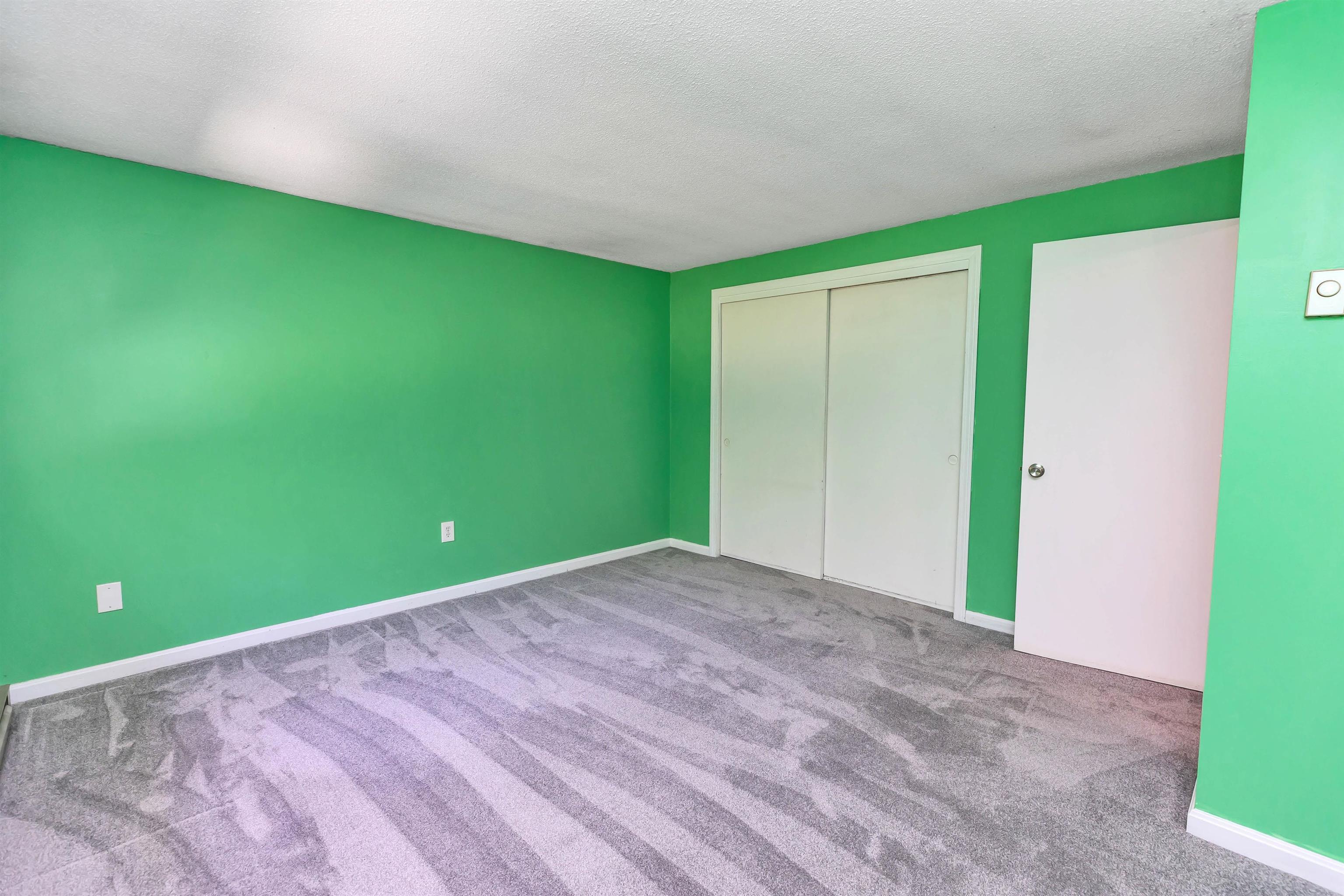 30 Merrimack Road, Unit 3 Milford, NH 03055 - Photo 21 of 31