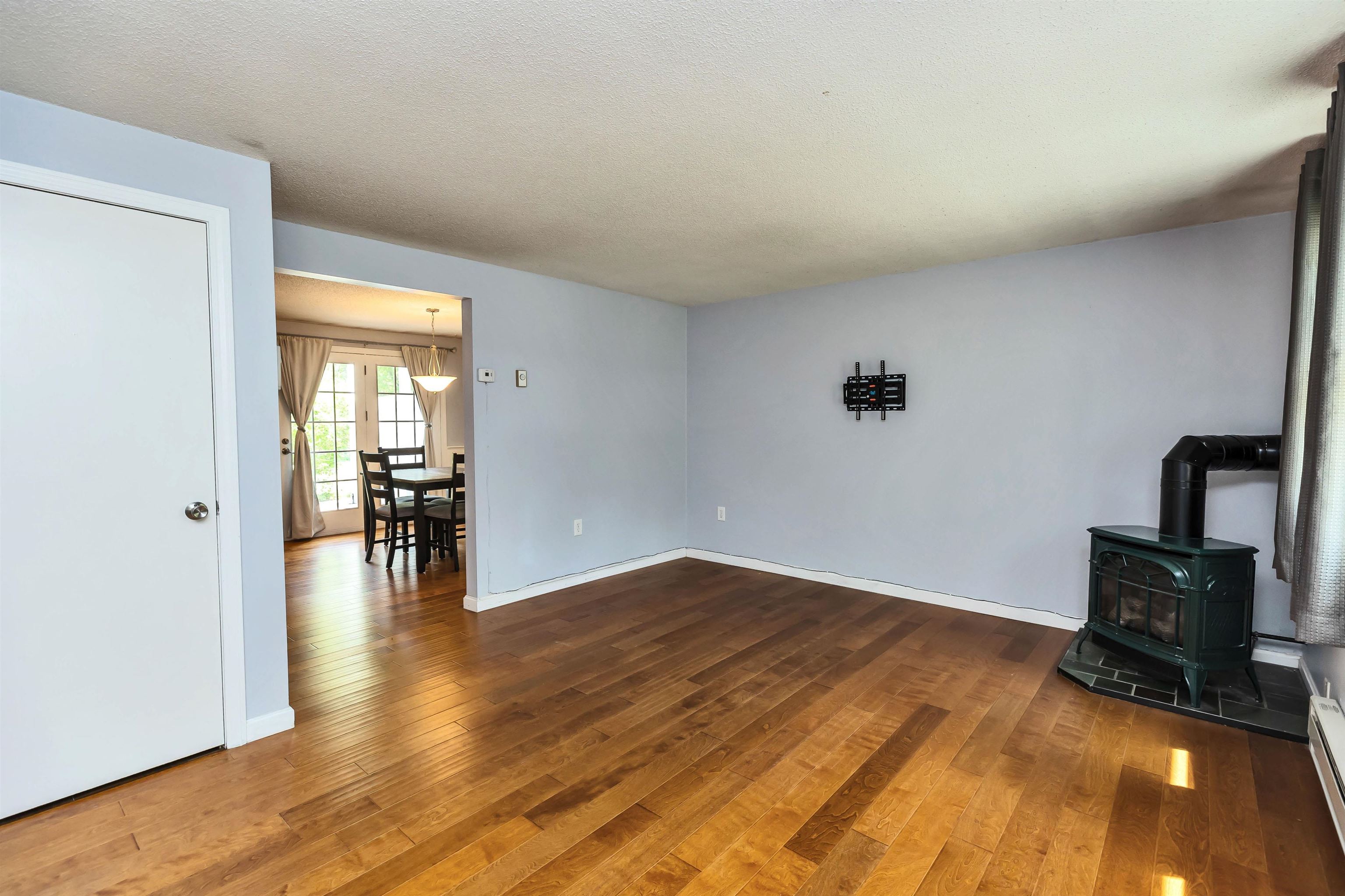 30 Merrimack Road, Unit 3 Milford, NH 03055 - Photo 9 of 31