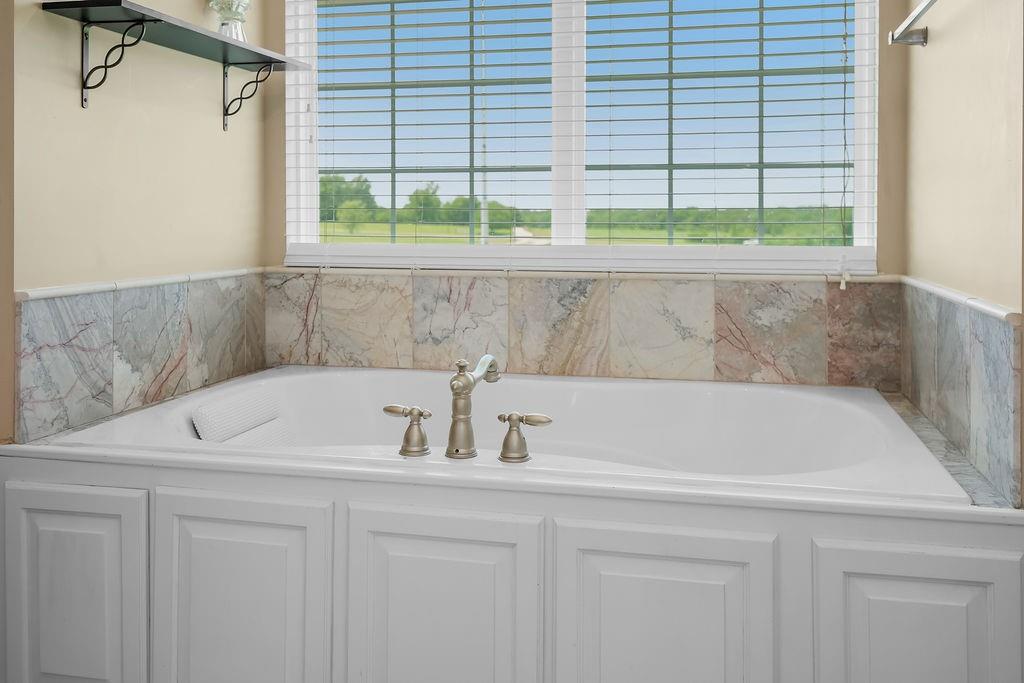 7301 Southwest Hwy F Trimble, MO 64492 - Photo 19 of 45