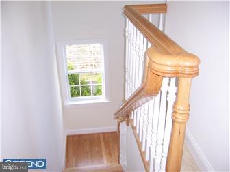 321 Strathmore Road Havertown, PA 19083 - Photo 11 of 12