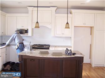 321 Strathmore Road Havertown, PA 19083 - Photo 3 of 12
