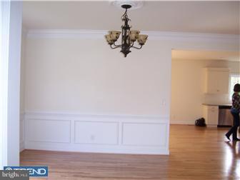 321 Strathmore Road Havertown, PA 19083 - Photo 7 of 12