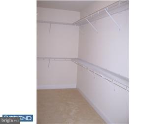 321 Strathmore Road Havertown, PA 19083 - Photo 10 of 12