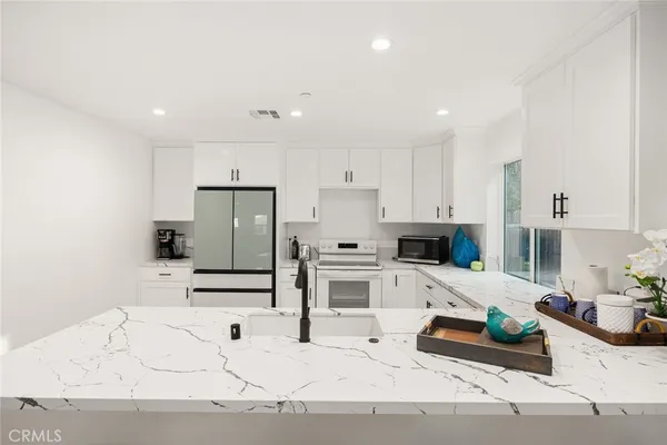 $1,898,000 | 78 East Highland Avenue, Sierra Madre, CA 91024