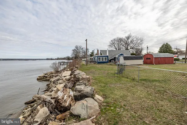 a view of a lake with houses
