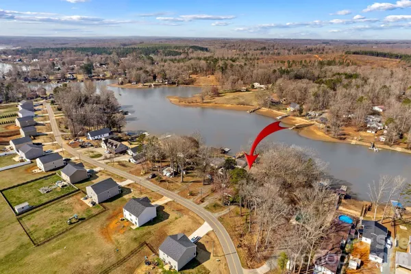$684,000 | 1331 Hickory Point Drive, Lexington, NC 27292