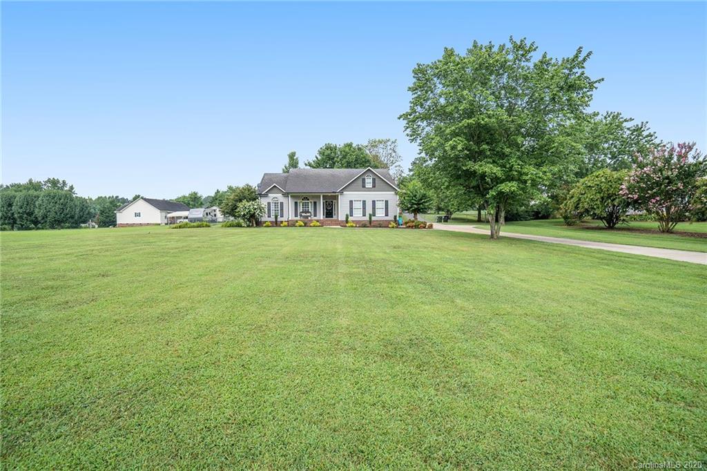 24373 Ridgecrest Road Locust, NC 28097 - Photo 3 of 27 Gallery Image 3