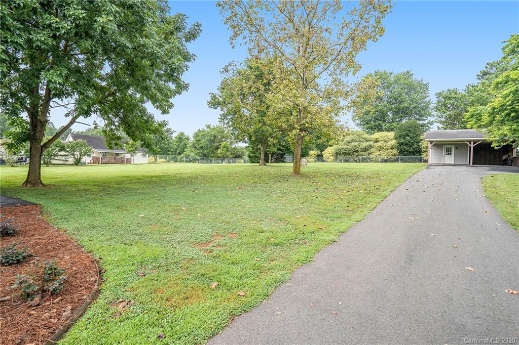 24373 Ridgecrest Road Locust, NC 28097 - Photo 4 of 27 Gallery Image 4