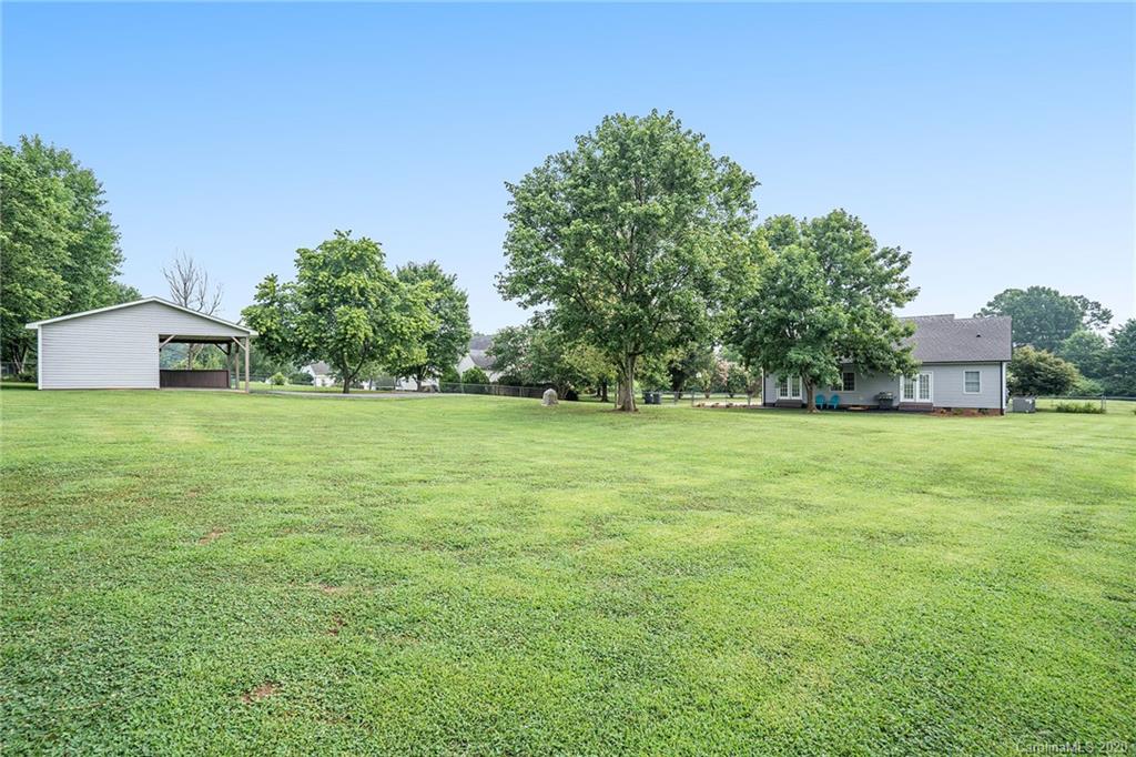 24373 Ridgecrest Road Locust, NC 28097 - Photo 8 of 27 Gallery Image 8