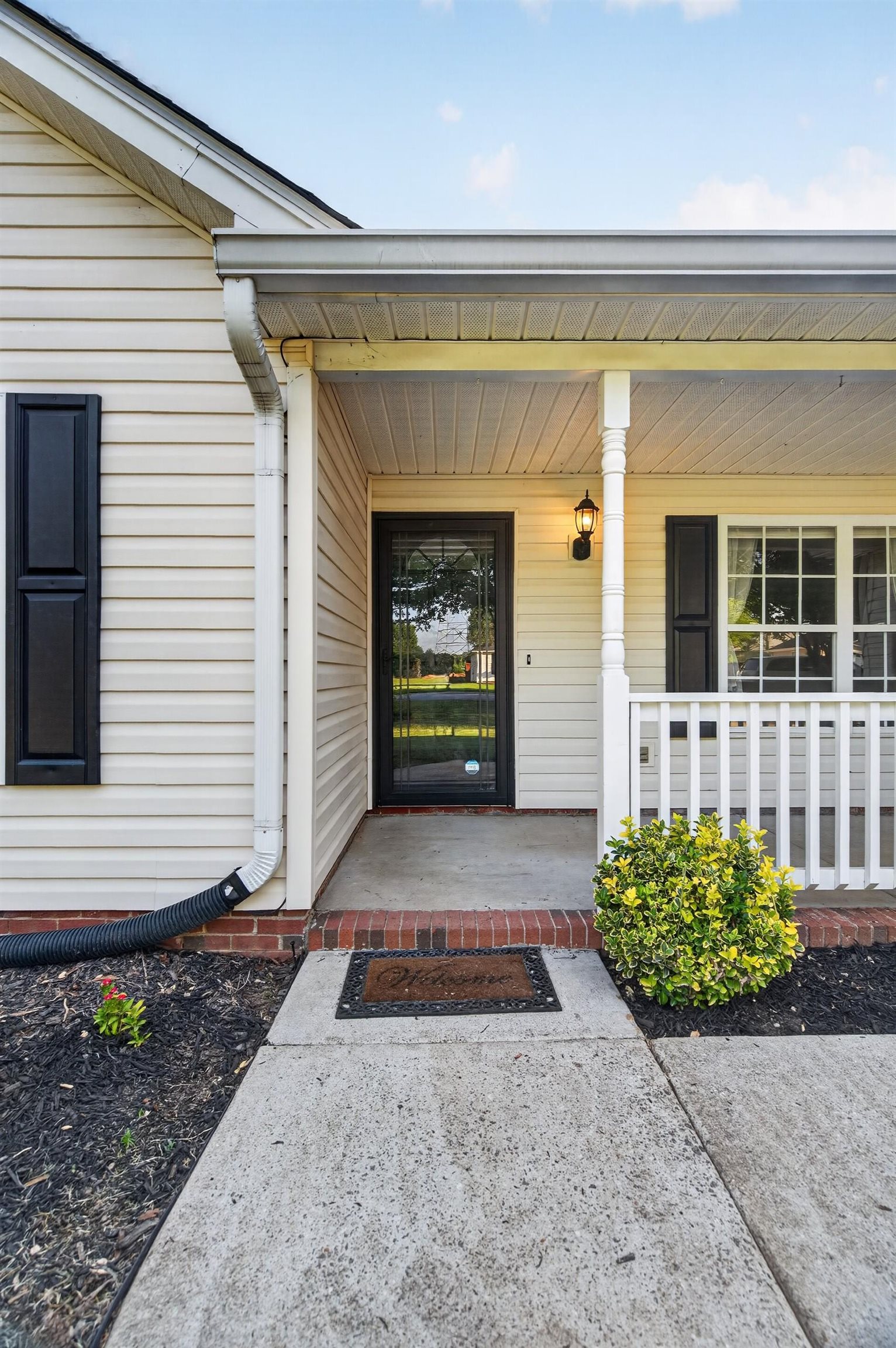 20 Two Gait Lane Simpsonville, SC 29680 - Photo 4 of 50 Welcoming Front Entryway