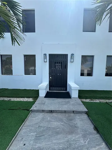 a view of outdoor space