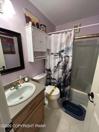 $2,300 | 3122 Robert David Drive, Tobyhanna, PA 18466