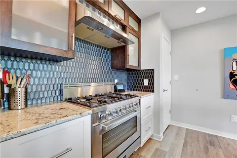 $2,700,000 | 1601-1609 Jefferson Street, Kansas City, MO 64108