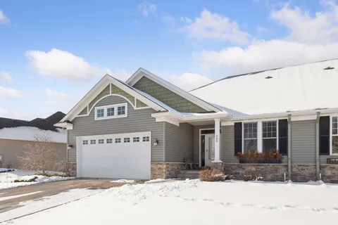 $525,000 | 980 Anthony Way, Victoria, MN 55386