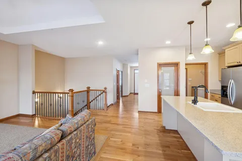 $525,000 | 980 Anthony Way, Victoria, MN 55386