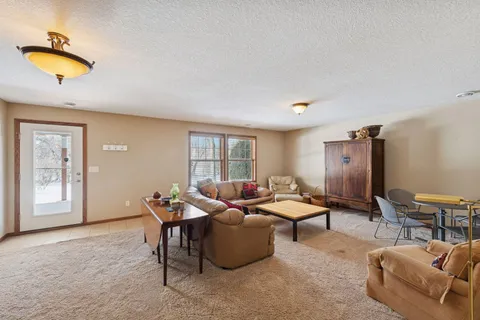 $525,000 | 980 Anthony Way, Victoria, MN 55386