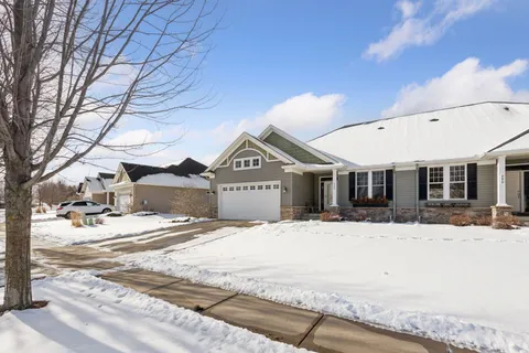 $525,000 | 980 Anthony Way, Victoria, MN 55386