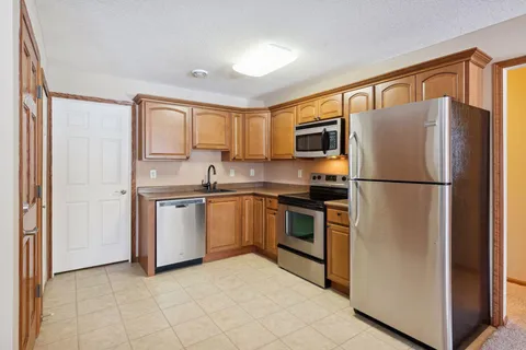 $525,000 | 980 Anthony Way, Victoria, MN 55386