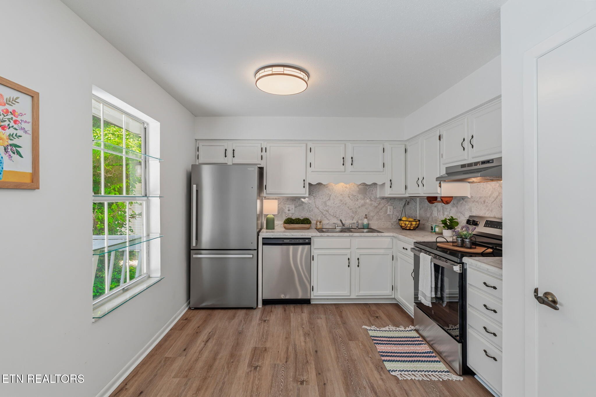 10008 Bluegrass Road Knoxville, TN 37922 - Photo 14 of 43 Gallery Image 14