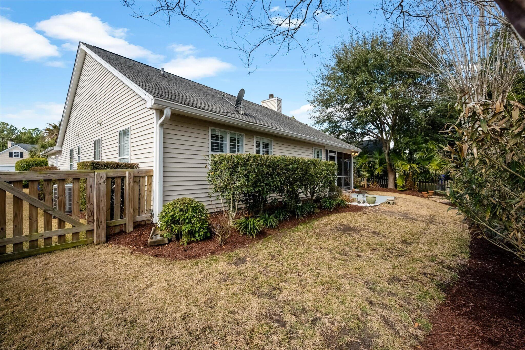320 Rice Bay Drive Mount Pleasant, SC 29464 - Photo 24 of 31 27-320 Rice Bay_e_Lowcountry_Exposure-9